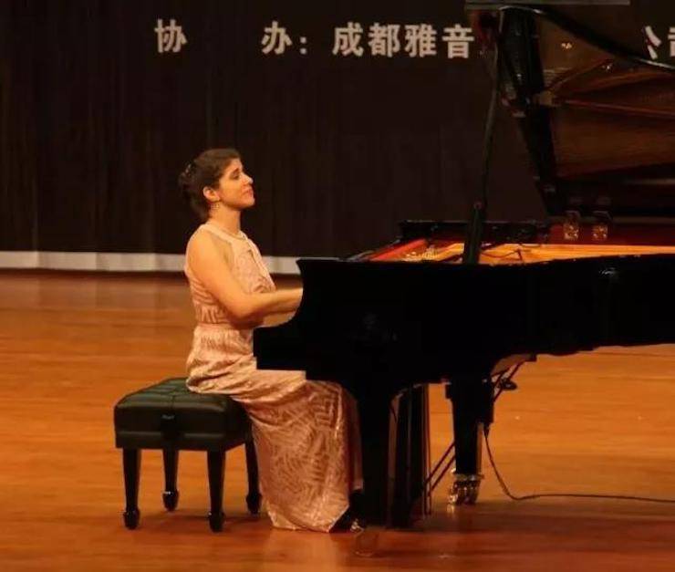 【回顾】2017优胜客亚洲音乐奖学金绵阳师范学院颁奖仪式暨优胜客海外艺术家Inna Faliks钢琴音乐会及大师班讲座圆满结束！