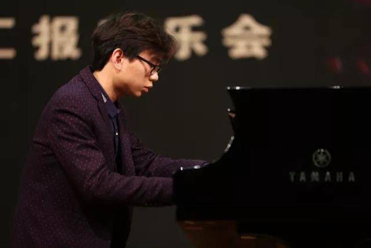 奏响青春旋律，添彩艺术人生|2017优胜客亚洲音乐奖学金综合师范类院系全国汇报音乐会（第一。┰猜淠