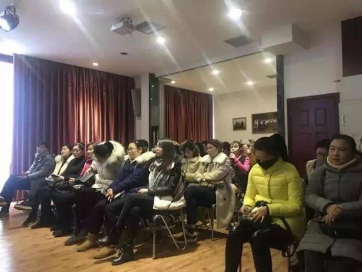 【报道】读谱与琴谱版本的选择|优胜客艺术家鲍释贤大师班洛阳站圆满结束。诤悠担