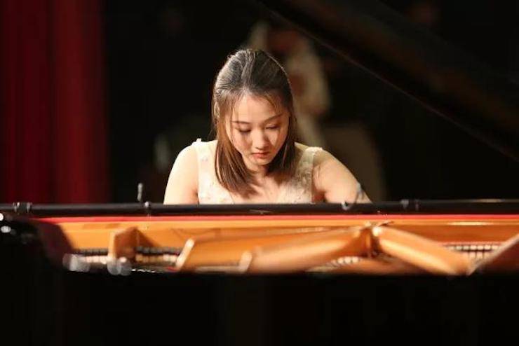 曼妙琴音，倾诉真挚的心声|2017优胜客亚洲音乐奖学金综合师范类院系全国汇报音乐会（第二。┰猜淠