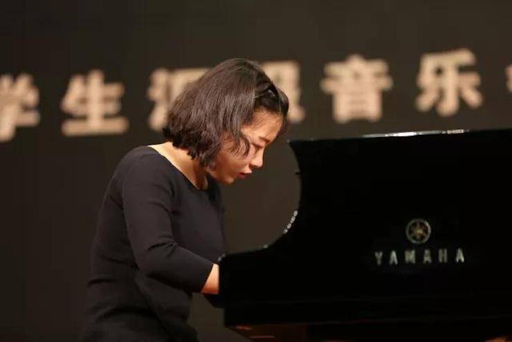 曼妙琴音，倾诉真挚的心声|2017优胜客亚洲音乐奖学金综合师范类院系全国汇报音乐会（第二。┰猜淠
