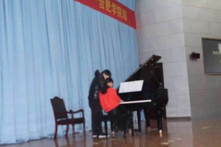 【报道】从师而不惑|优胜客艺术家宋思衡安徽巡讲·合肥学院站圆满结束。诤悠担