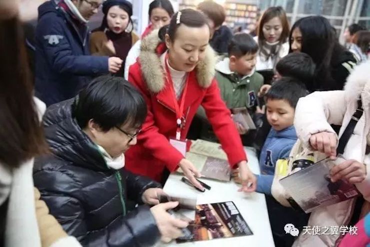 【报道】宿州市首届国际钢琴大师音乐会暨优胜客艺术家宋思衡多媒体音乐会圆满成功。诤悠担
