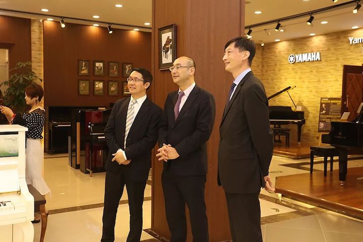 连云港优胜客钢琴旗舰体验店开业庆典暨优胜客艺术家鲍释贤钢琴独奏音乐会圆满落幕