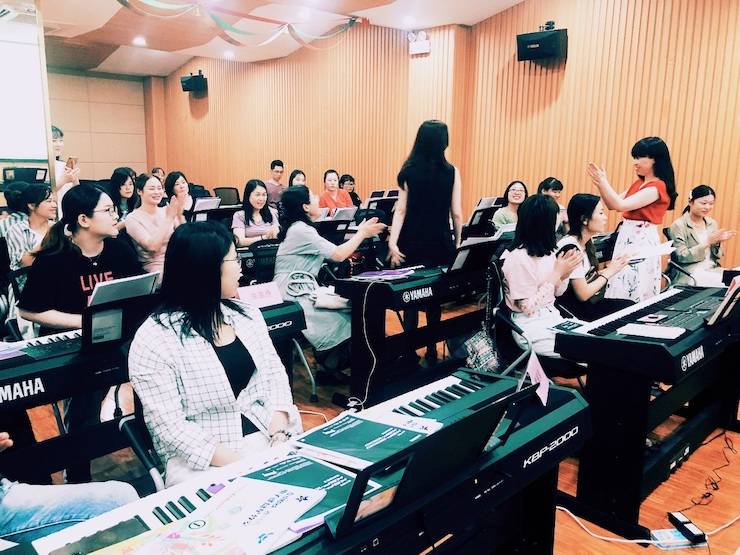 优胜客星教室6月师资培训