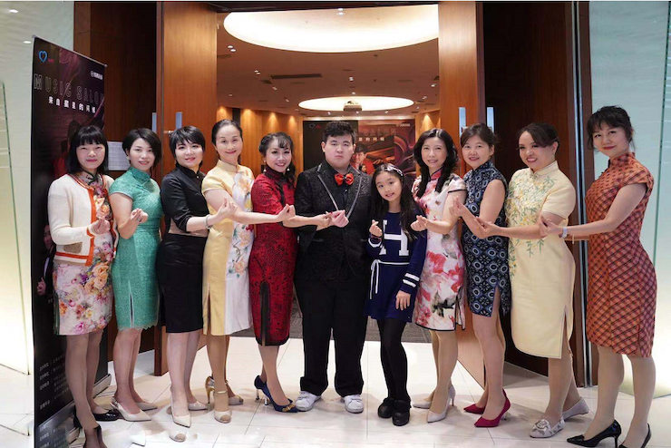 音乐双子星，点亮冬日激情！——优胜客未来艺术家刘明康爱心公益音乐沙龙