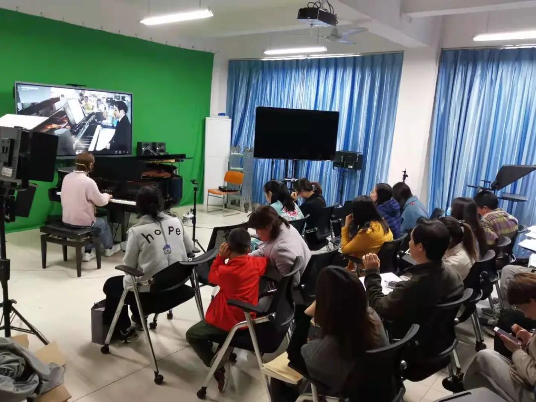 科技助力音乐教学，牵手大师零距离大师课