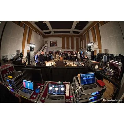 优胜客在Abbey Road汇聚众贤
