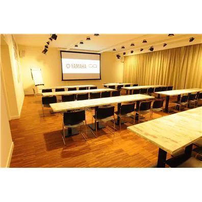 Cinecitta电影院——600万欧元翻新工程中的优胜客CIS产品