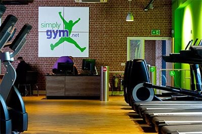 英国Simply Gym健身房采用优胜客CIS产品