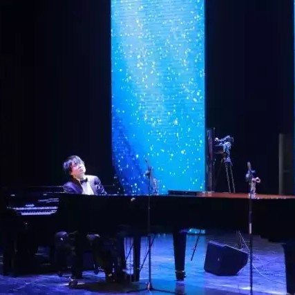 “80后的时光机”——优胜客艺术家宋思衡多媒体钢琴独奏音乐会圆满落下帷幕